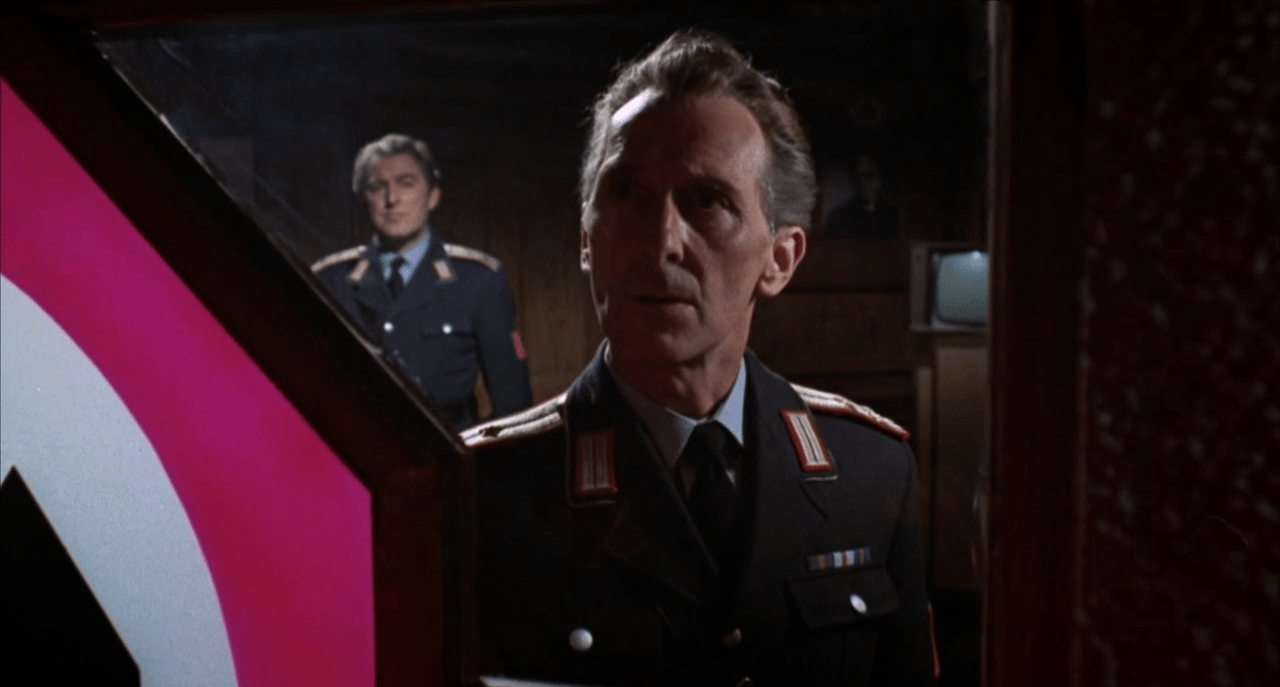 Scream_and_Scream_Again_8