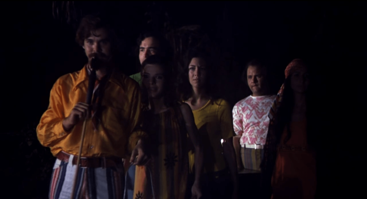 Children_Shouldn’t_Play_with_Dead_Things_2