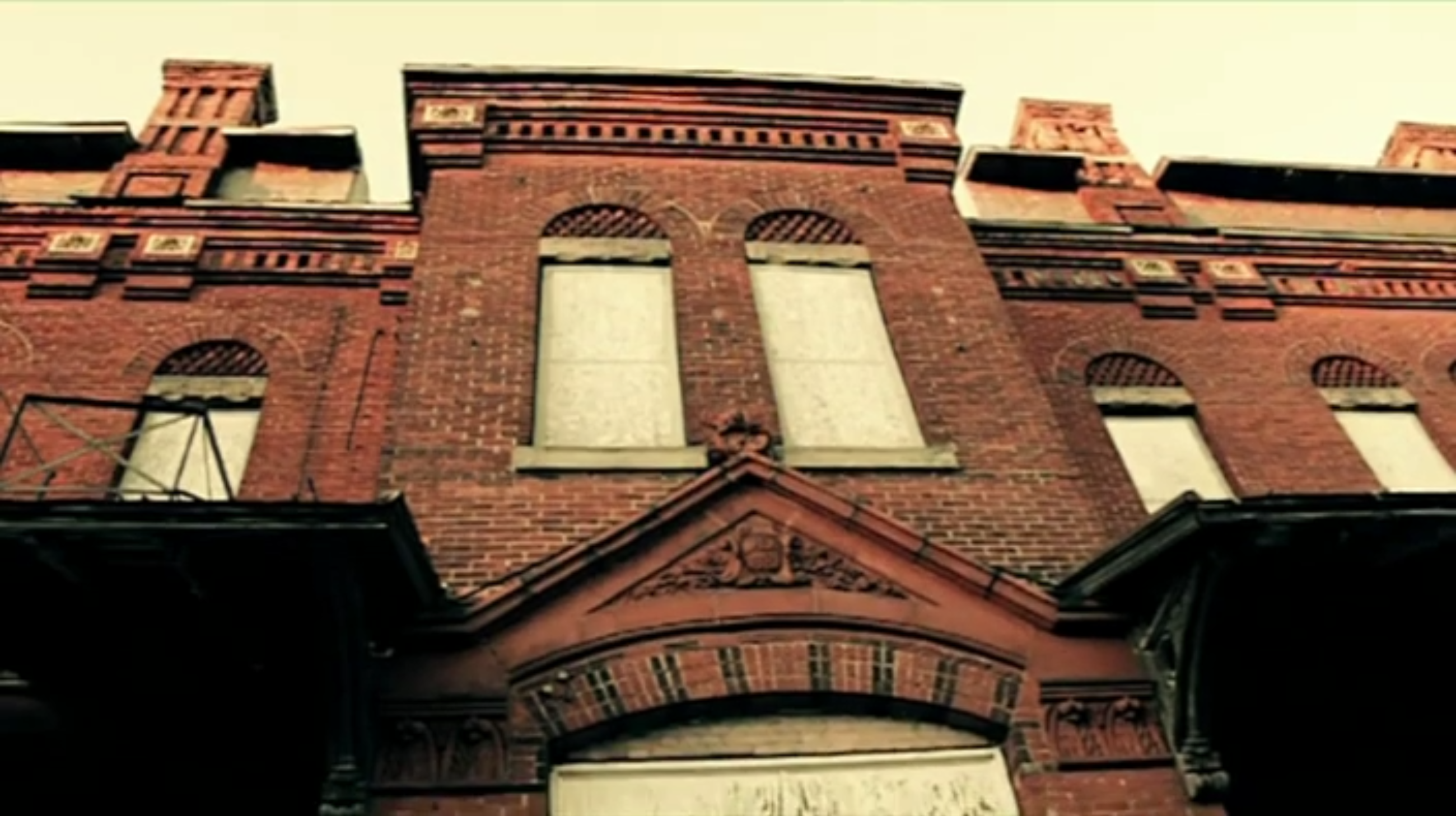 A_Haunting_on_Potter_Street_2