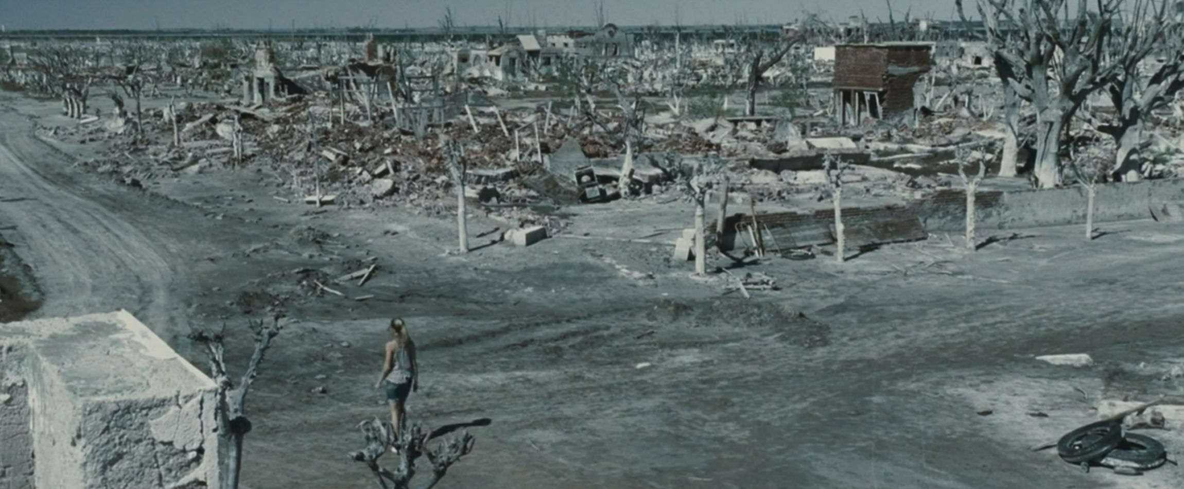 And Soon The Darkness 2010 Screenshot