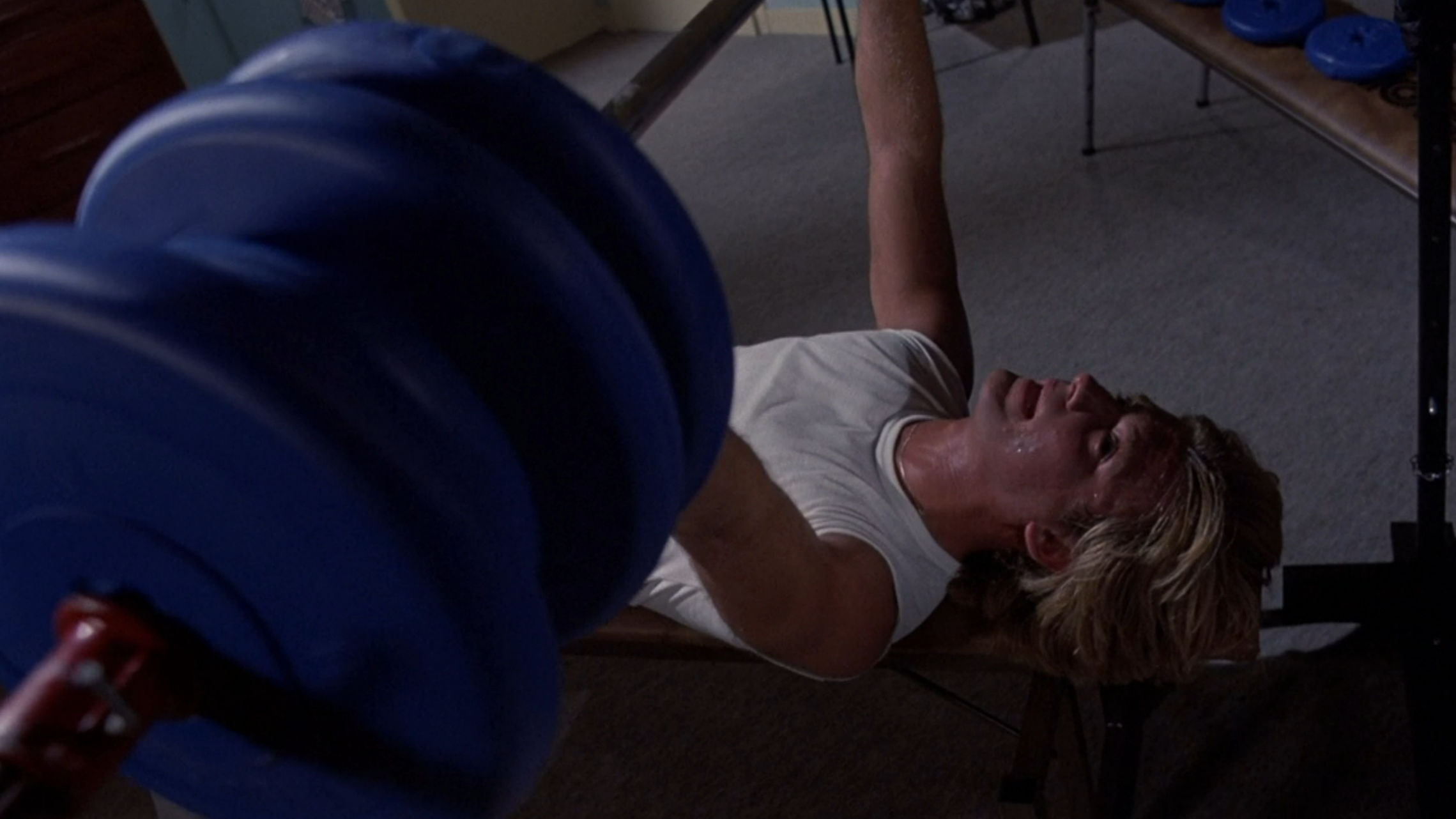 An idiot who doesn't know proper gym safety