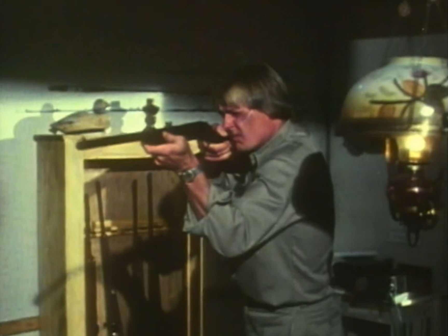 Kelly's dad shooting indiscriminately 