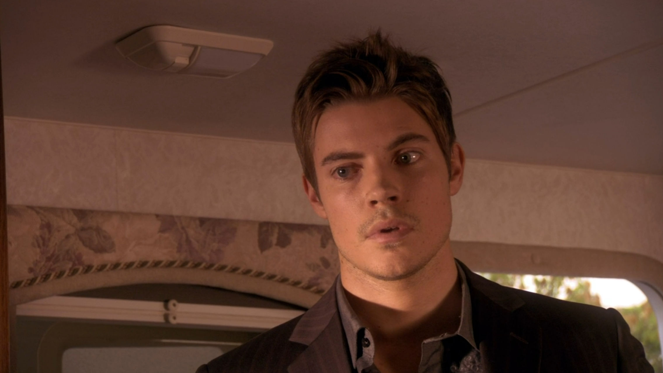 Even the jerk of a brother has a lousy haircut. I hate this family.