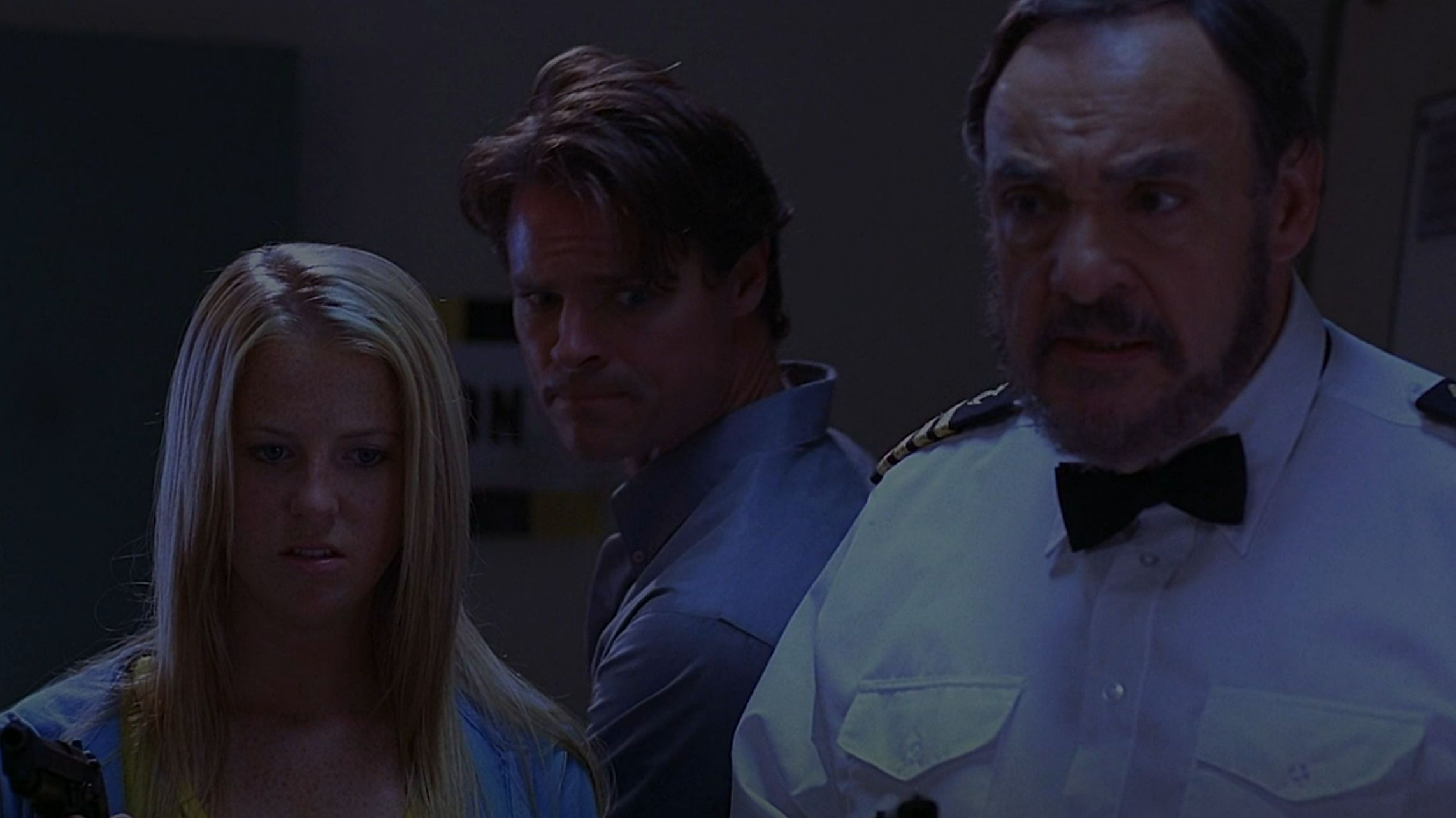 The others looking at the dumb thief in disgust