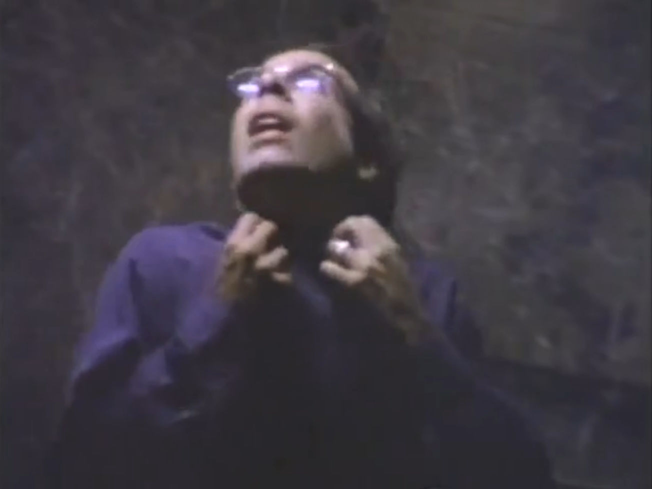 Sonny suffering from his claustrophobia
