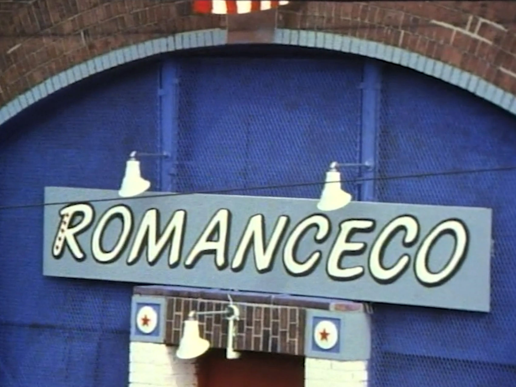 Romanceco Sign